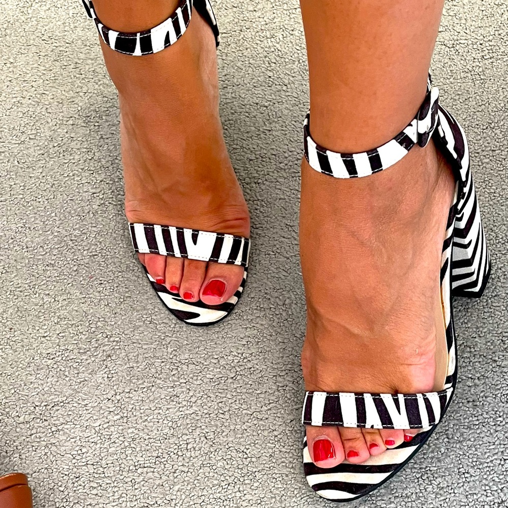 Zebra 🦓 heels